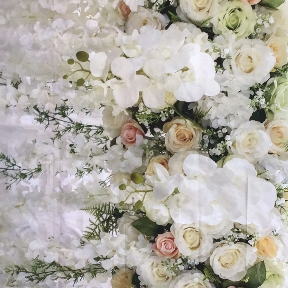 Wedding flower back drop, so beautiful, so real looking for pictures, 117”x 80”